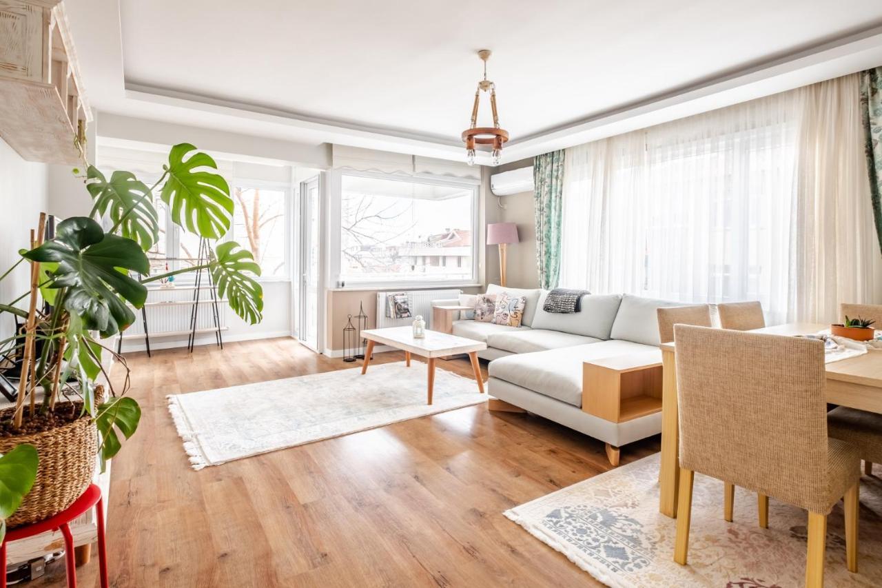 Apartmán Vibrant Flat With Balcony In Maltepe Istanbulská provincie Exteriér fotografie